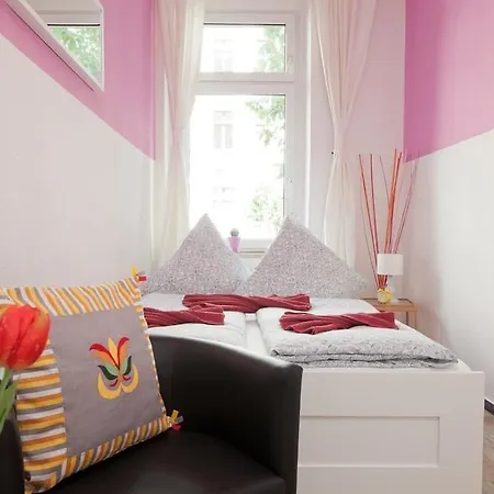 Apartment Berlin Lottumstrasse * Berlin