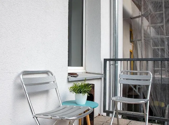 Lottumstrasse Апартаменты *